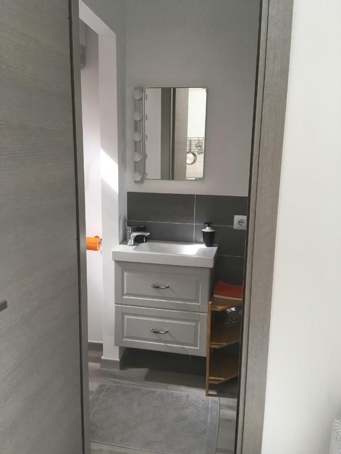 Vanchigliart Apartment Turin Bagian luar foto